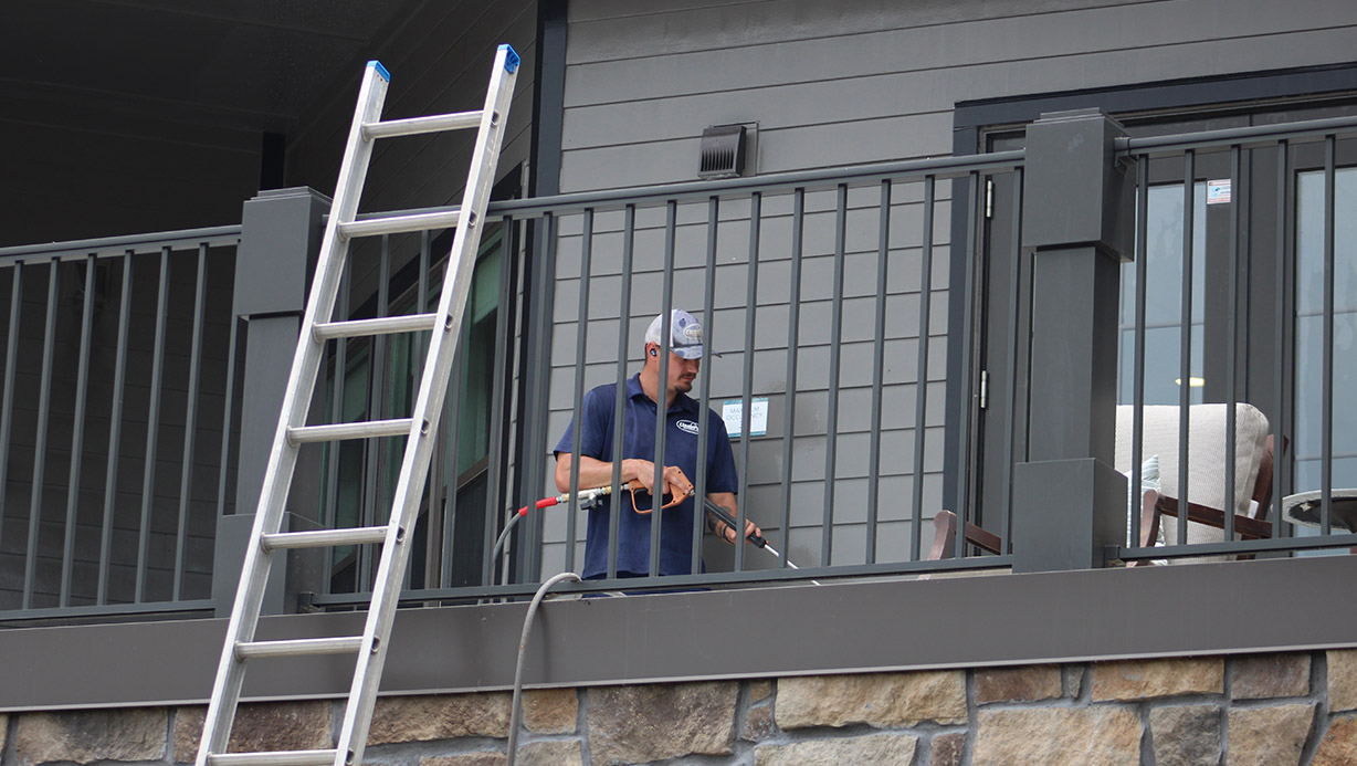 Apartment & Condo Exterior Cleaning in St. Louis | Commercial Cleaning Company Near Me