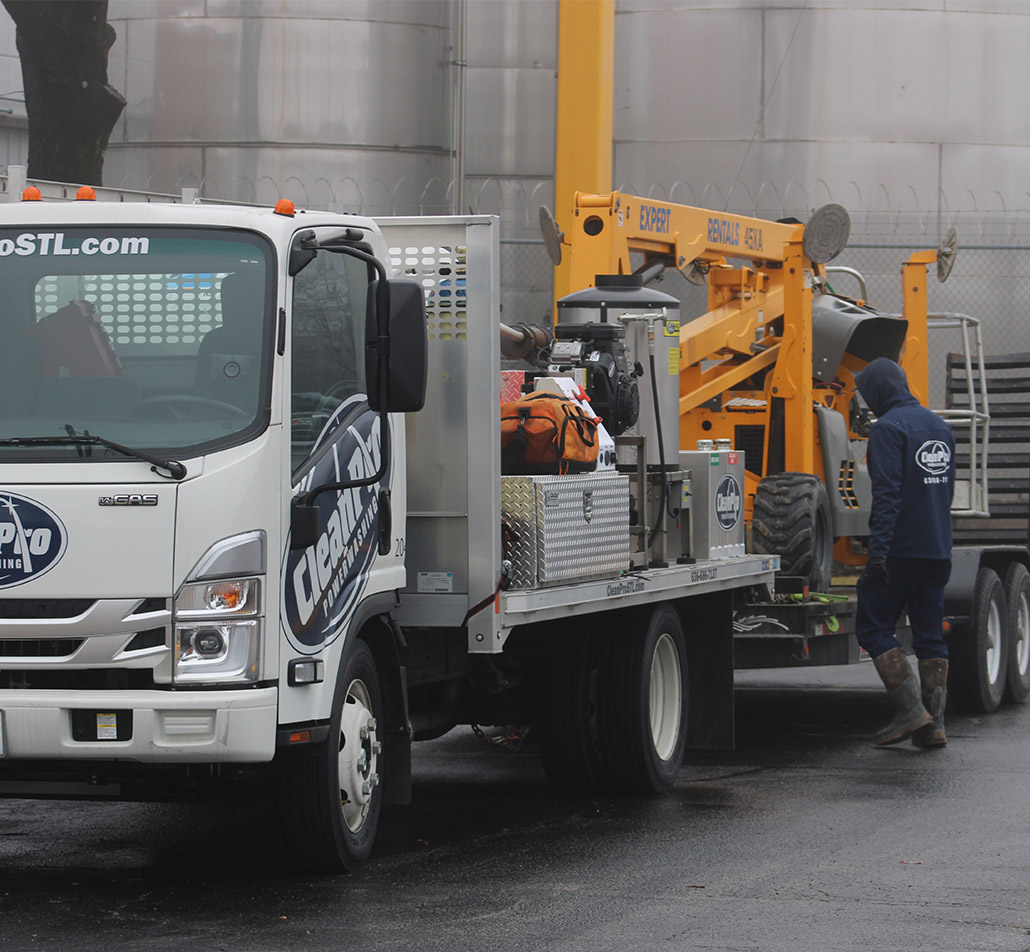 Commercial Exterior Cleaning Company St. Louis | Power Washing, Soft Washing, & Sweeping for Businesses