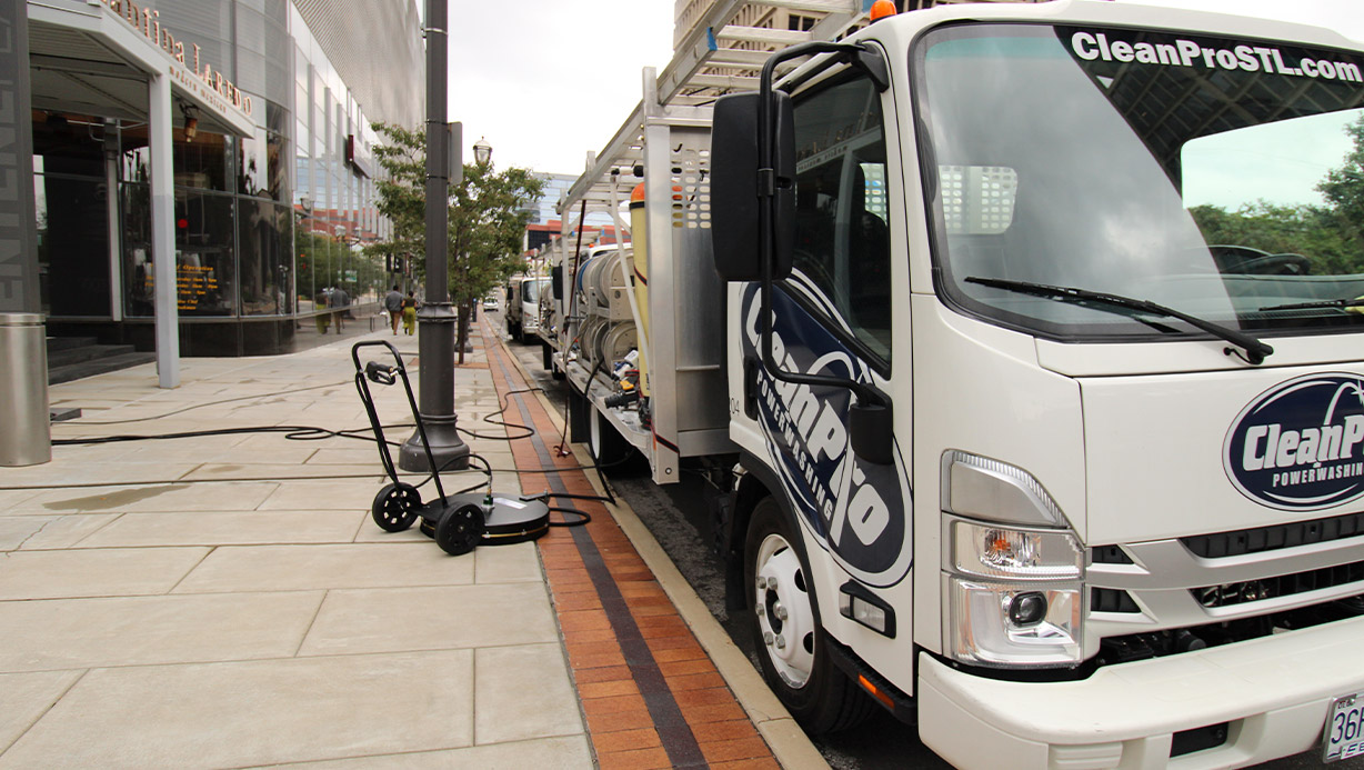 Commercial Concrete Cleaning St. Louis | Exterior Commercial Cleaning Company Near Me