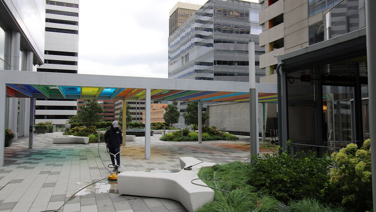 Commercial Concrete Cleaning St. Louis | Exterior Commercial Cleaning Company Near Me