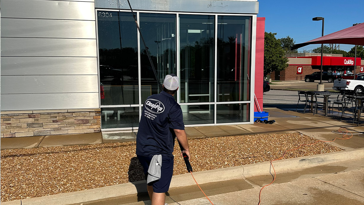 Commercial Window Cleaning St. Louis | Exterior Commercial Cleaning Company Near Me