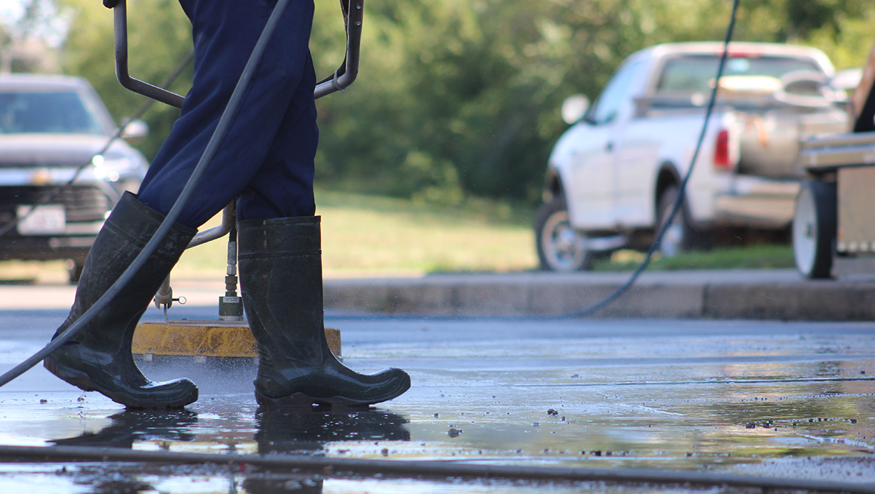 Drive Thru Cleaning in St. Louis | Commercial Cleaning Company Near Me