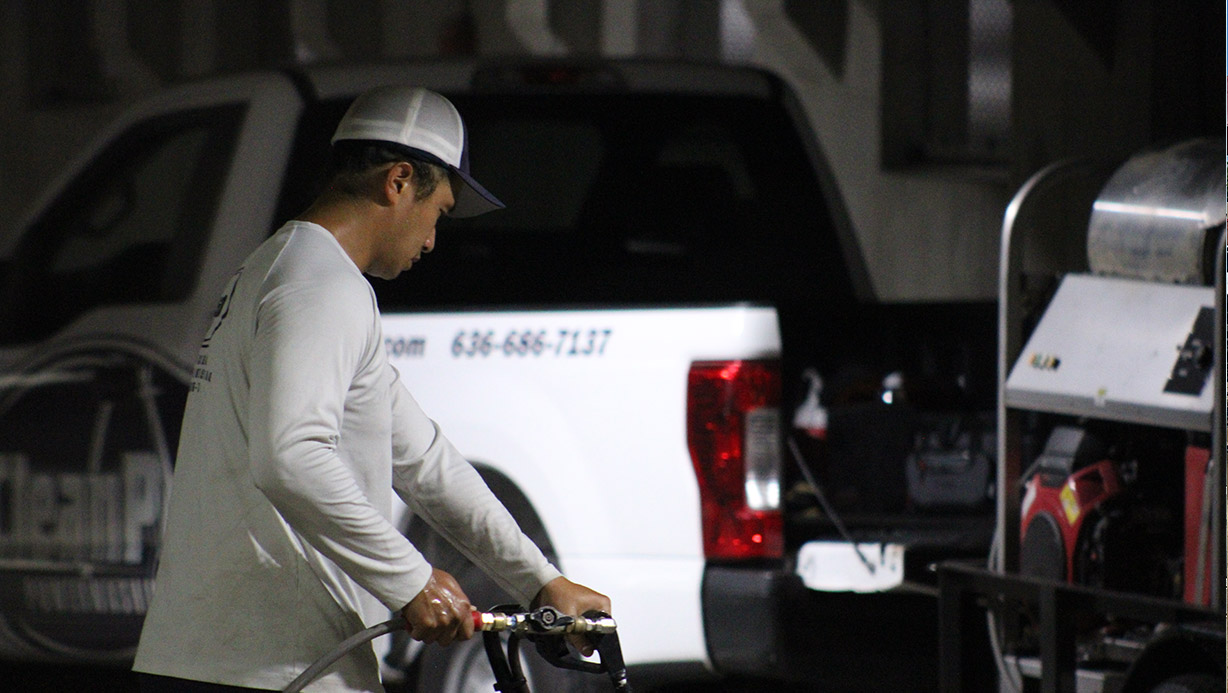 Parking Lot & Garage Cleaning St. Louis | Exterior Commercial Cleaning Company Near Me