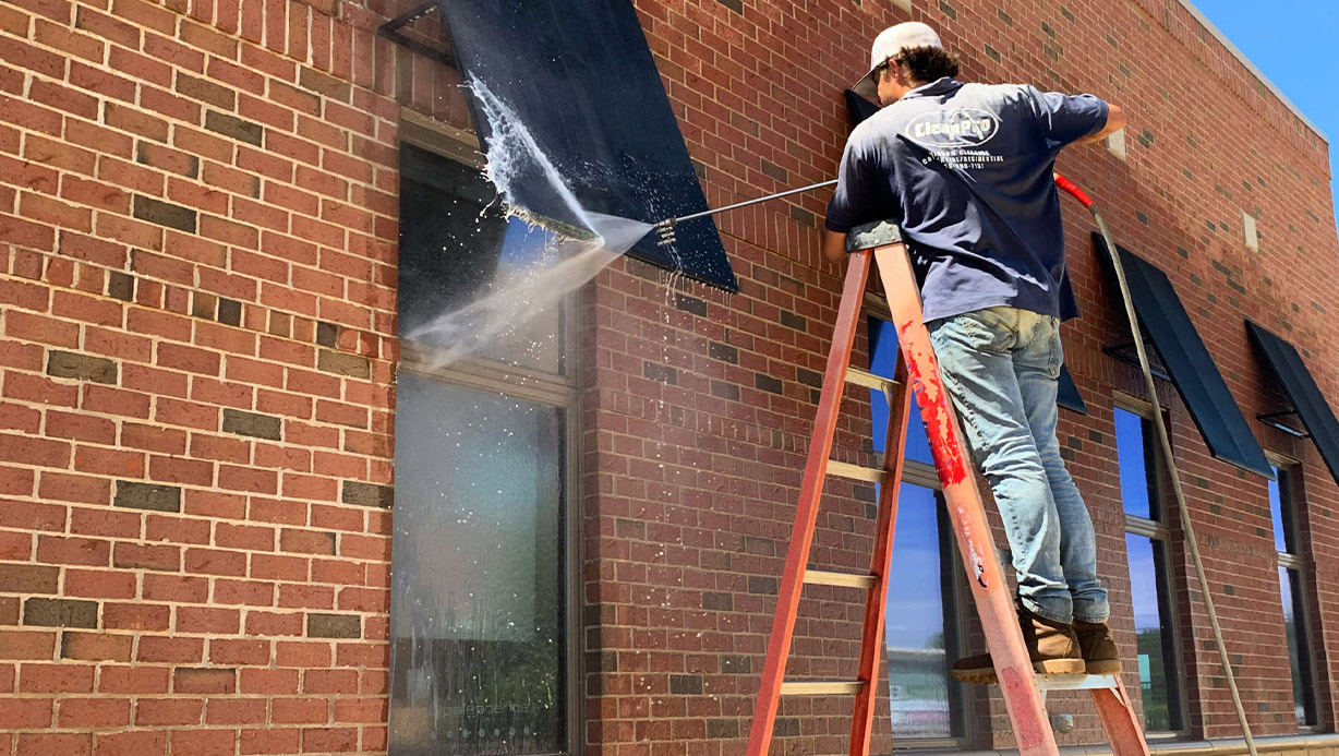 Restaurant Exterior Cleaning in St. Louis | Commercial Cleaning Company Near Me