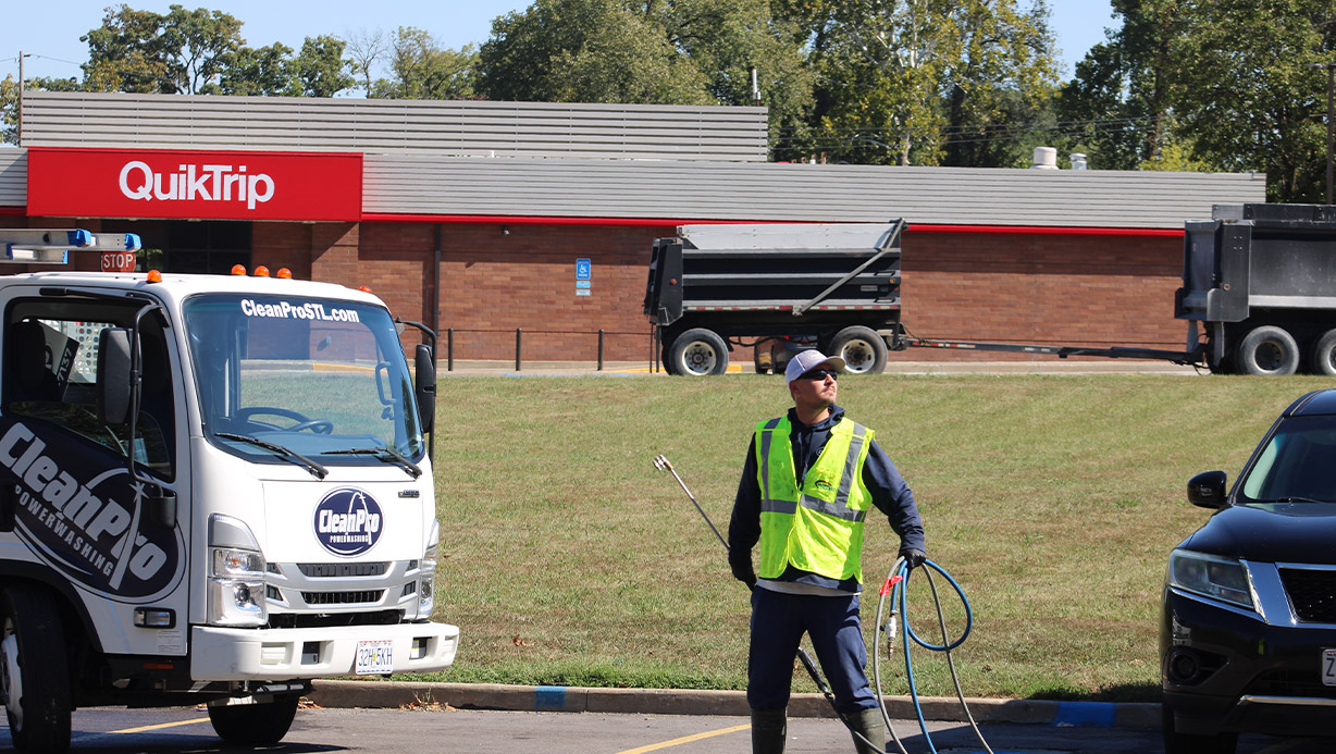 Restaurant Exterior Cleaning in St. Louis | Commercial Cleaning Company Near Me