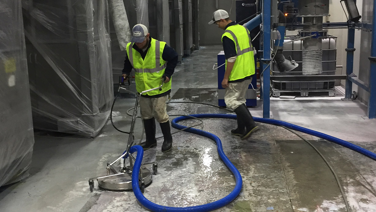 Warehouse Cleaning St. Louis | Exterior Commercial Cleaning Company Near Me