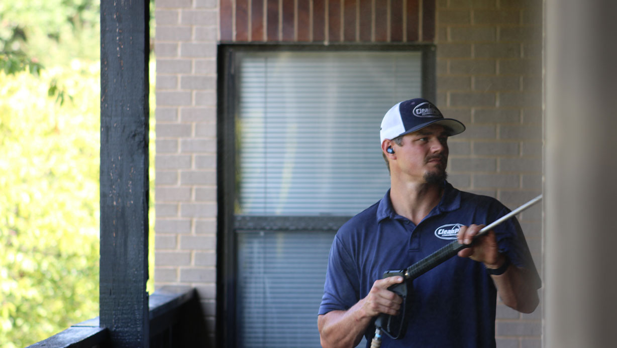 Apartment & Condo Exterior Cleaning in St. Louis | Commercial Cleaning Company Near Me