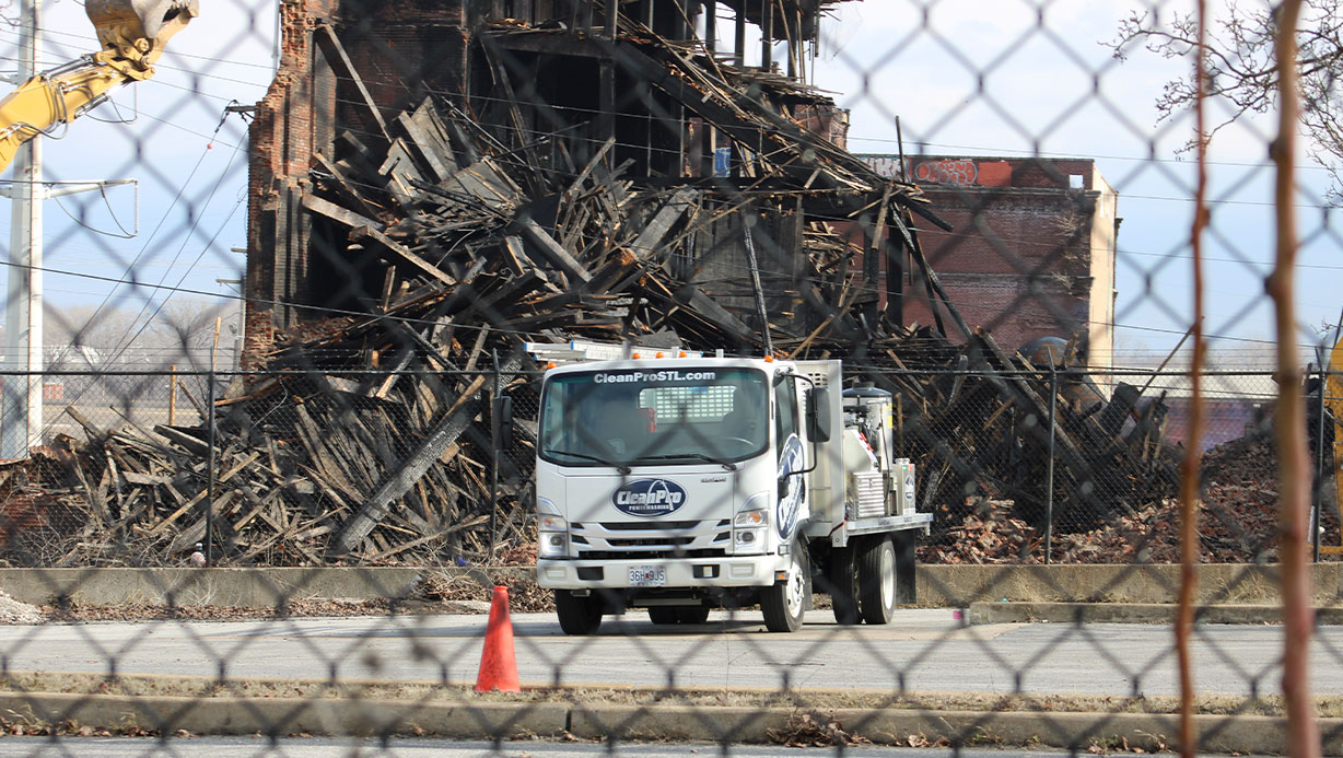 Building Restoration Cleaning St. Louis | Exterior Commercial Cleaning Company Near Me