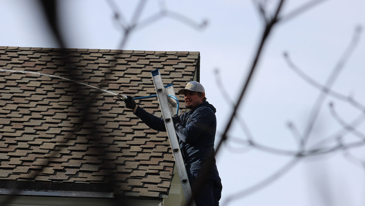 Commercial Roof Cleaning St. Louis | Exterior Commercial Cleaning Company Near Me