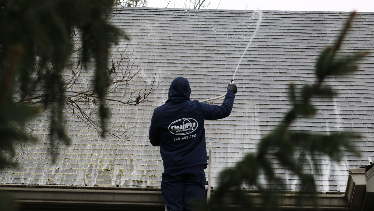 Commercial Roof Cleaning St. Louis | Exterior Commercial Cleaning Company Near Me