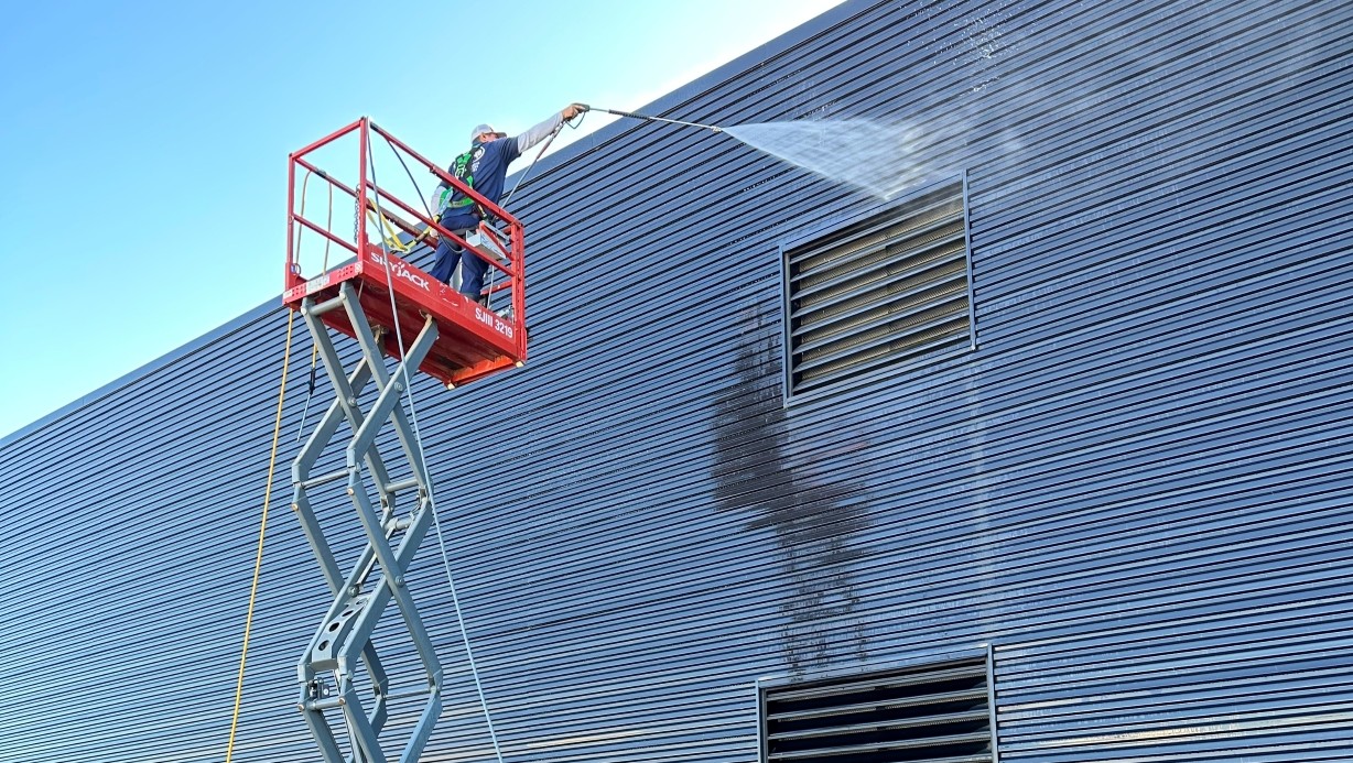 commercial-power-washing-st-louis-1
