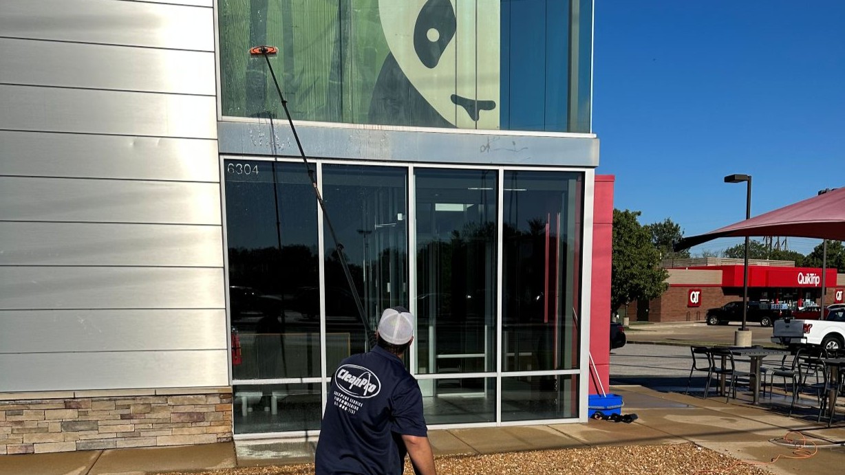 Commercial Window Washing Eureka, MO | CleanPro Commercial Window Cleaning