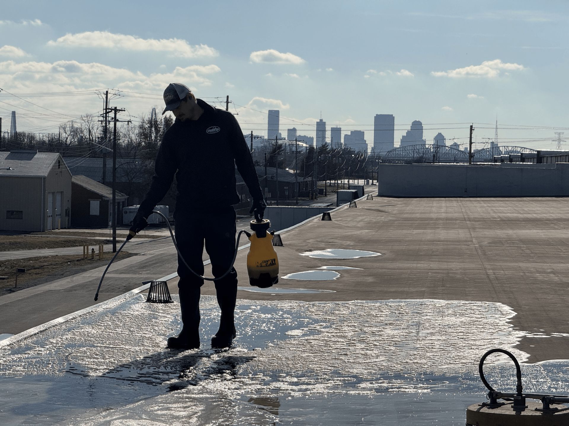 Commercial Roof Cleaning | Roof Washing for Lemay, MO, Businesses