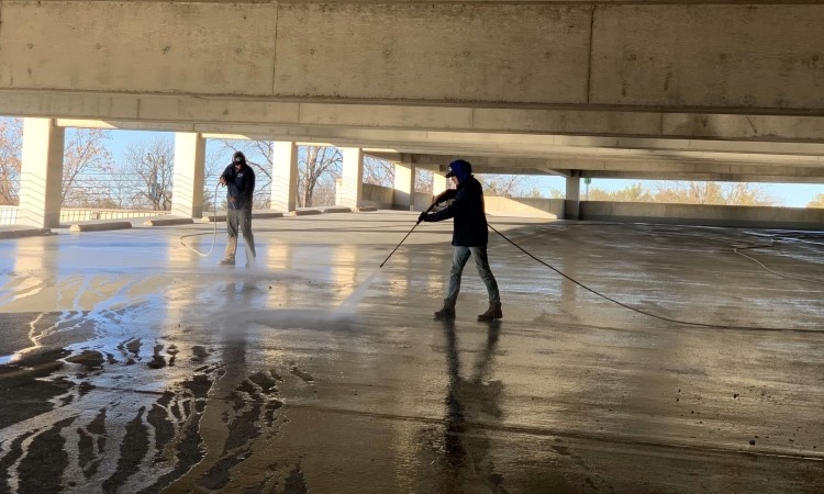 Commercial Concrete Cleaning St. Louis | CleanPro Professional Concrete Washing